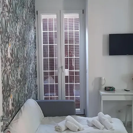 Trastevere Residenze Homestay Rome